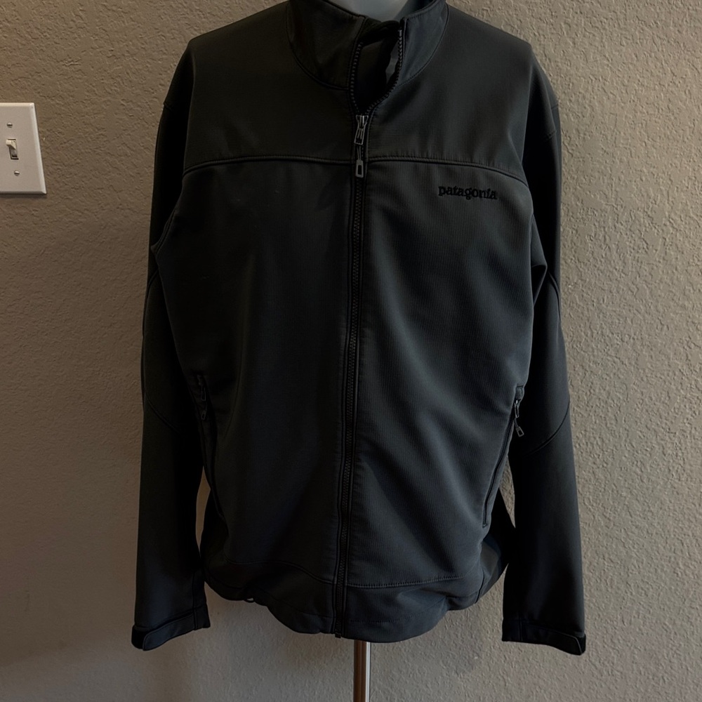 Patagonia‎ Men's Black Jacket size XL